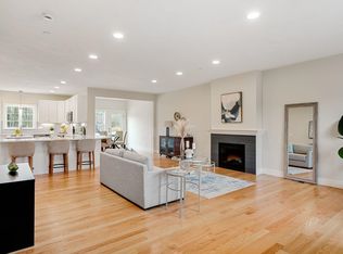 65 Driftwood Cir #25, Sandown, NH 03873