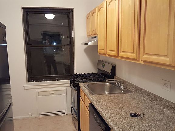 4th image of 7505 210th St APT 2H