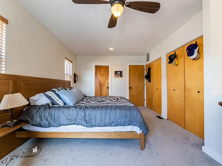 1060 N Hermitage Ave #3 — Photo 13