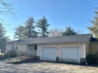 18 Tamidan Rd, Poughkeepsie, NY 12601