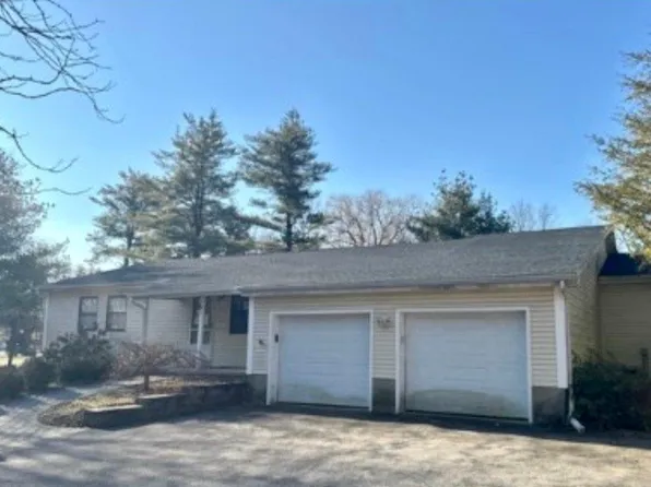 18 Tamidan Road, Poughkeepsie, NY 12601