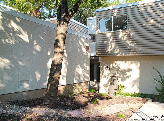 2nd image of 11818 Sandman St
