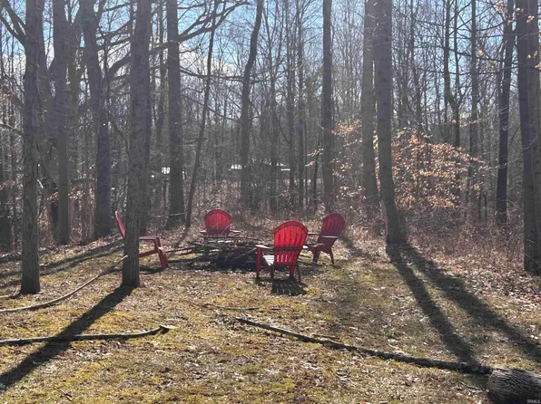 7369 N Pate Ln, Solsberry, IN 47459