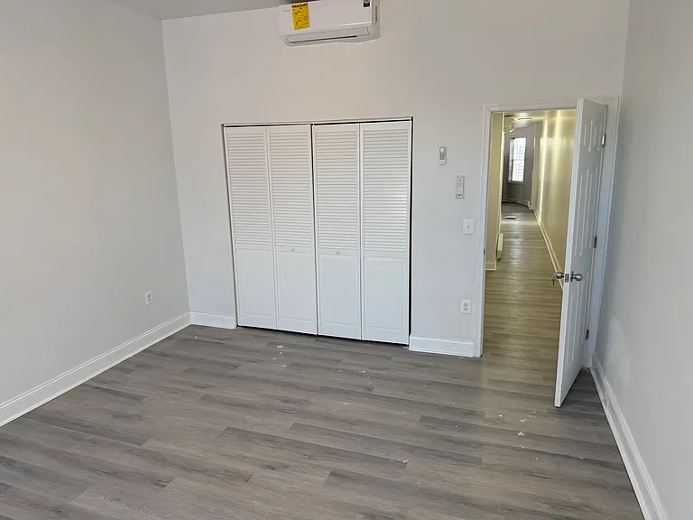 2324 Madison Ave #3 — Photo 2