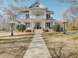 755 Oxford St, Heflin, AL 36264