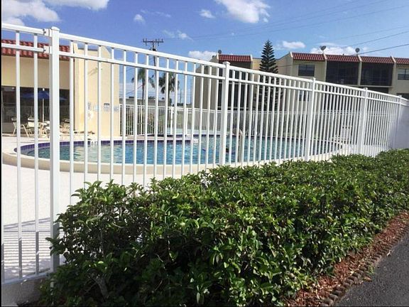 5th image of 2050 Oleander Boulevard #4-206