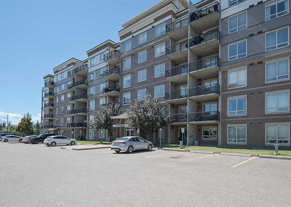 1st image of 136D E Sandpiper Rd #418