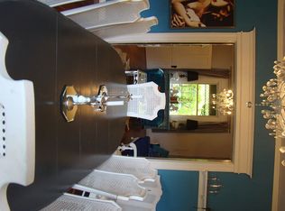 428 Dewey Pl E, Seattle, WA 98112