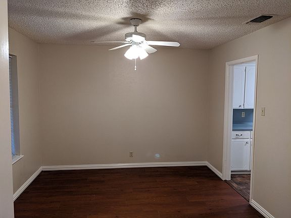 3rd image of 3416 Glendale Dr