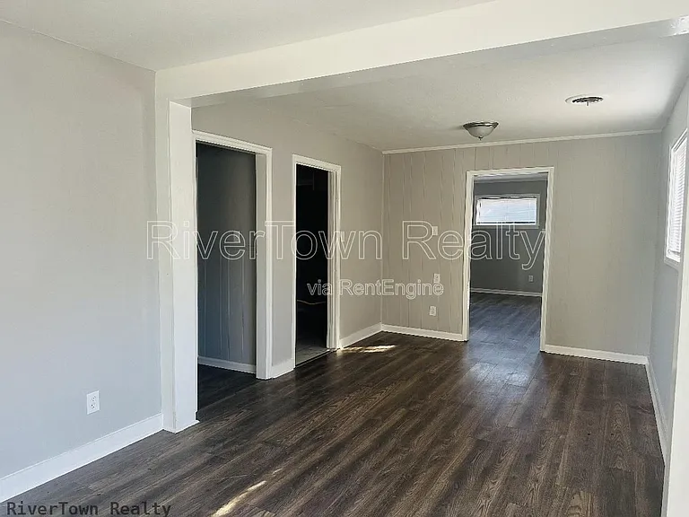 1706 Combs St — Photo 17