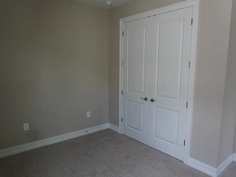 16027 Crofton Springs Way — Photo 26