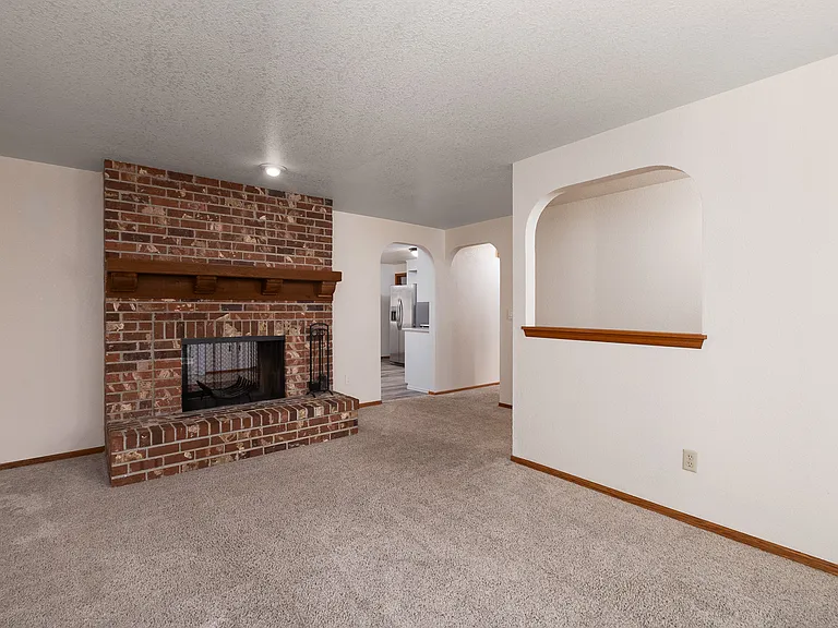 12525 Nyanza Rd SW — Photo 4