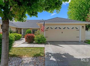 3385 W Fieldstream Ln, Meridian, ID 83646
