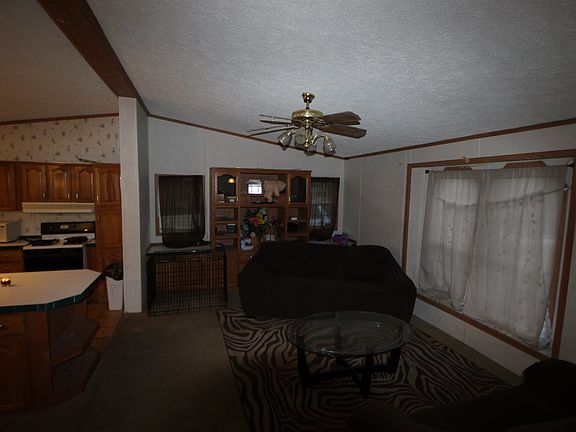 3rd image of 140 S Lake St