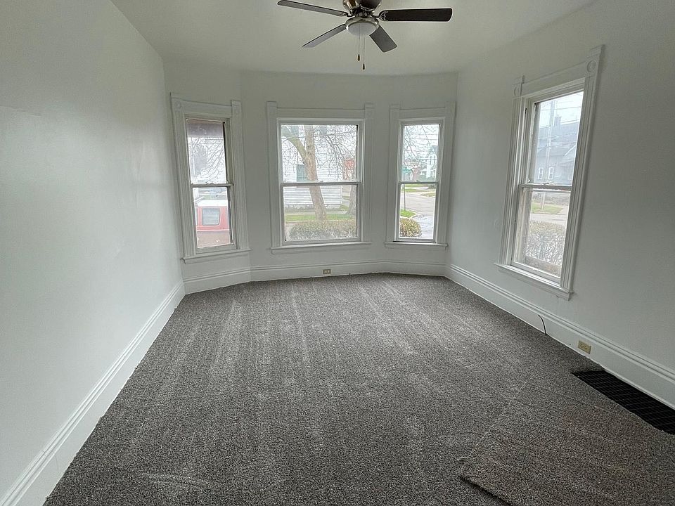 1st image of 803 3rd St NW #1