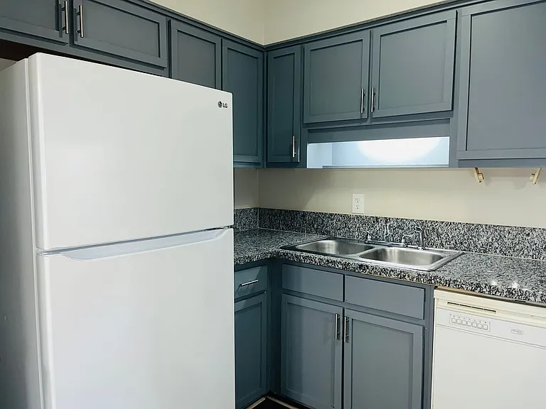 314 Harwell Ave — Photo 9