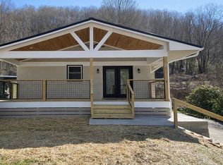 3575 Dellwood Rd, Waynesville, NC 28786