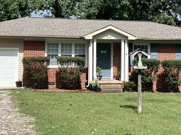904 Sunset Dr, Cookeville, TN 38501