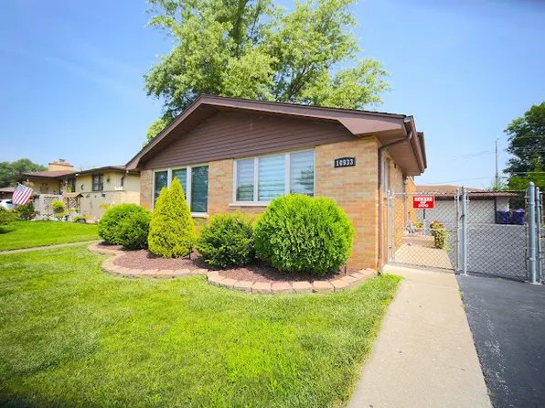 10933 S Normandy Ave, Worth, IL 60482