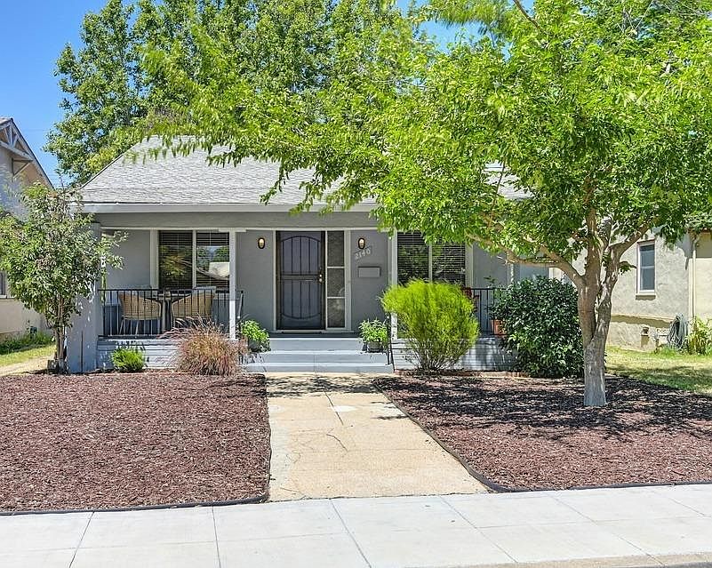 1st image of 2140 35th St