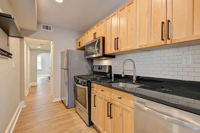 ATQ Corp_1203 Euclid Street NW - Unit 2 — Photo 4