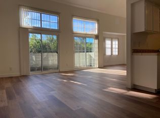 10825 Blix St APT 201, North Hollywood, CA 91602