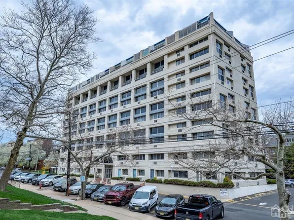 40 Fayette St #6869, Perth Amboy, NJ 08861