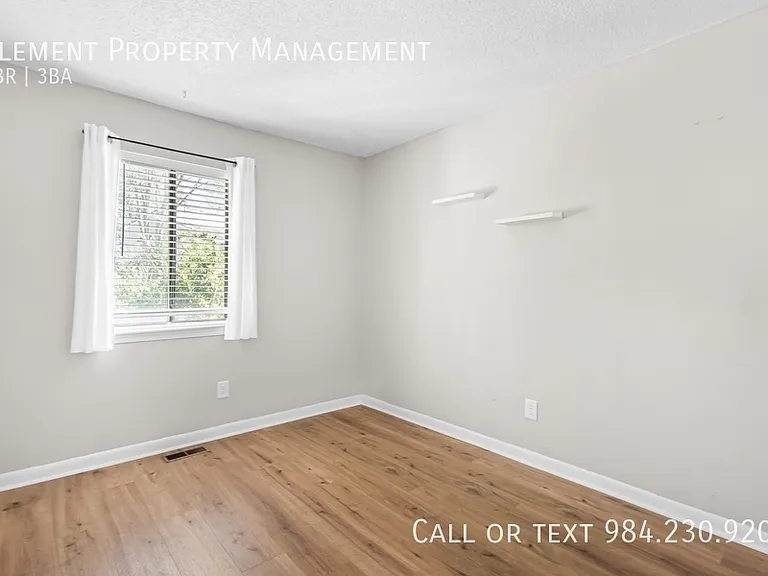 7163 Sandy Creek Dr — Photo 18