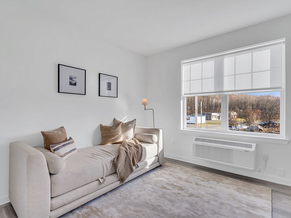 Welcome to Jefferson Place Apartments, where contemporary design meets comfort. Enjoy spacious layouts and modern amenities that cater to your lifestyle. Take the next step towards your ideal home today! Schedule a tour now.