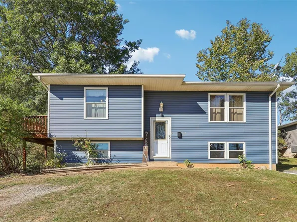 1532 N 5th St, De Soto, MO 63020