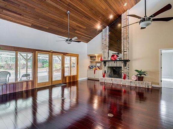 4th image of 103 Amberwood Dr