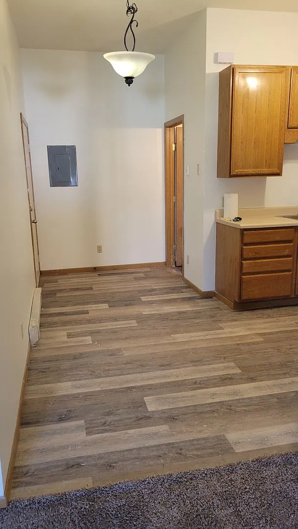 107 South Main St — Photo 3