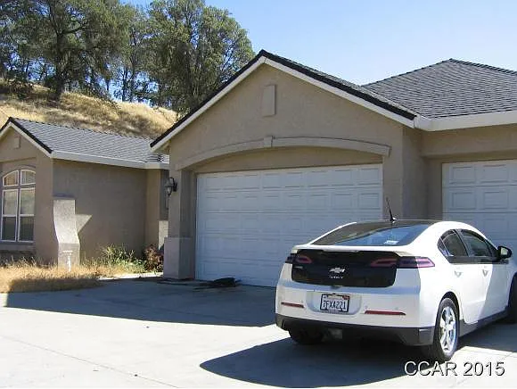 5560 Rippon Rd photo 1