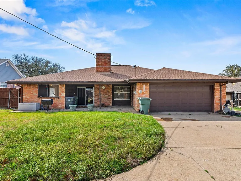 1905 Alamo Dr — Photo 27