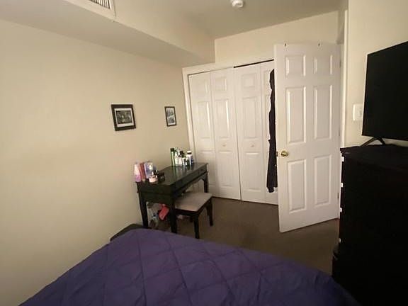 4th image of 5954 Henry Ave