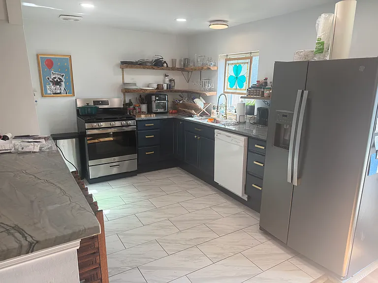 1135 S Gray St — Photo 3