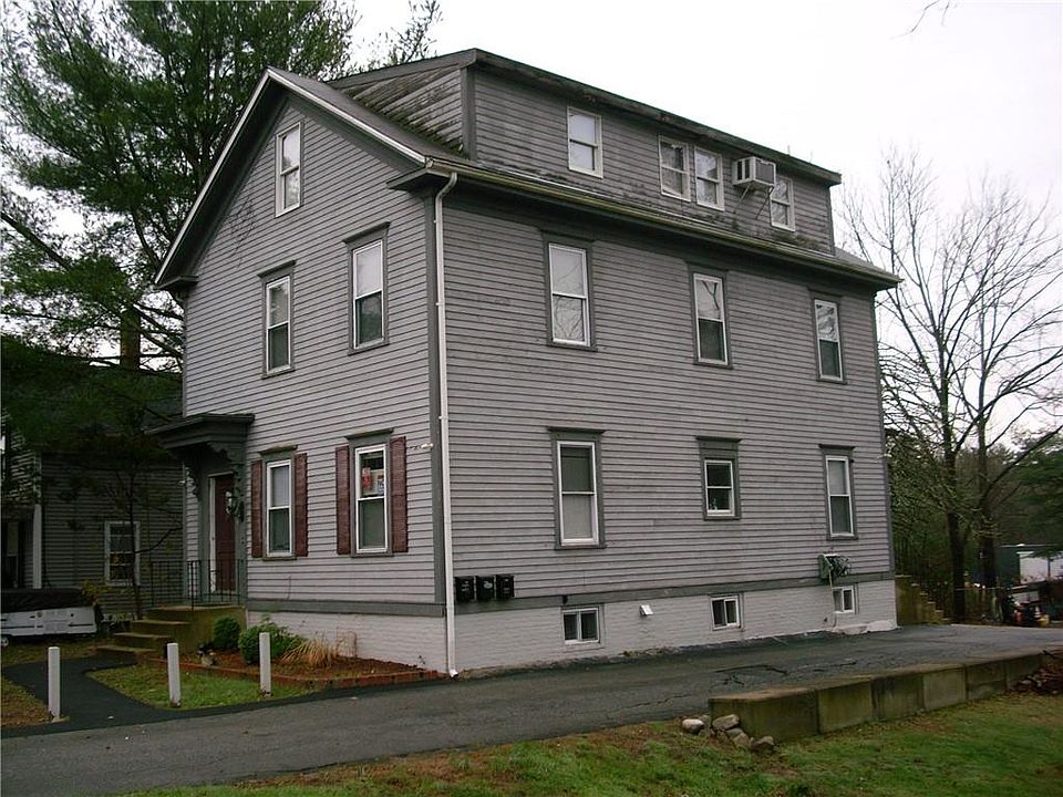 2nd image of 1048 Main St