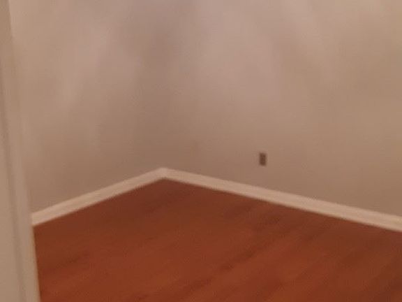 5th image of 3121 Johnston St APT 235
