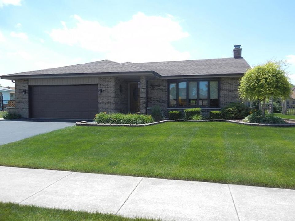 1st image of 7619 W 157th Pl