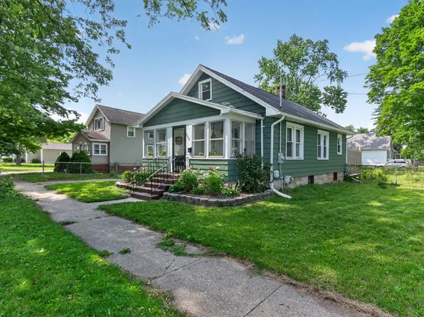 302 Hill St, Jackson, MI 49202