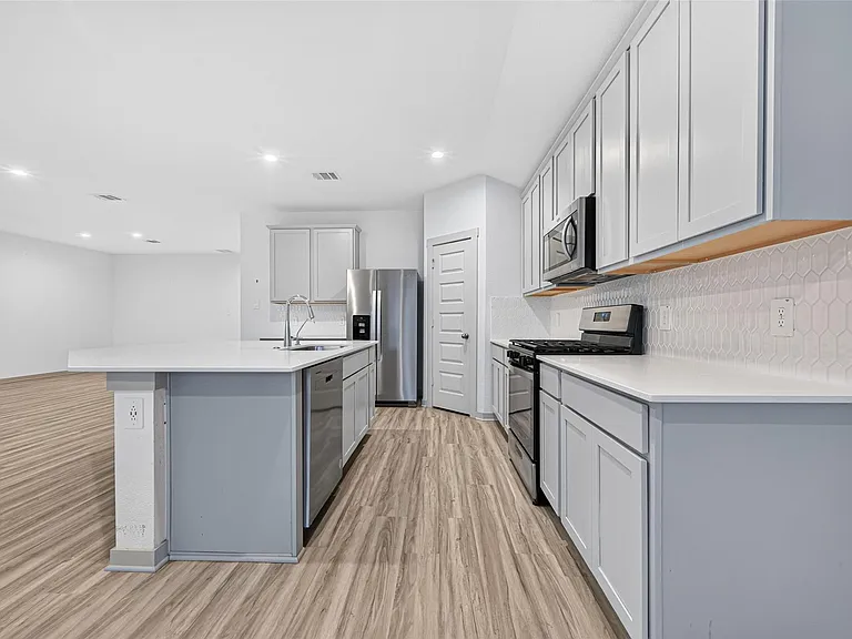 3530 Terrace Landing Ct — Photo 11