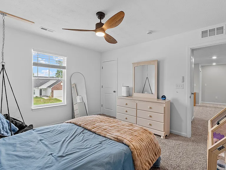 5015 Schaefer Ln — Photo 40