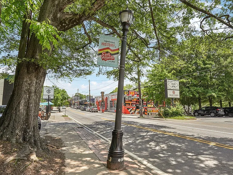 915 Glenwood Apartments on the Beltline — Photo 75