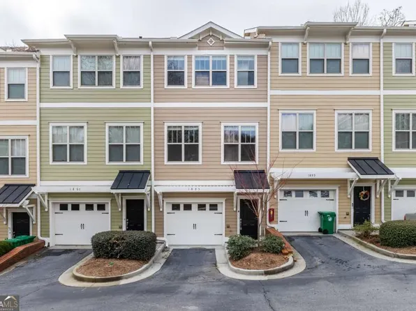 1895 Sterling Oaks Cir, Atlanta, GA 30319