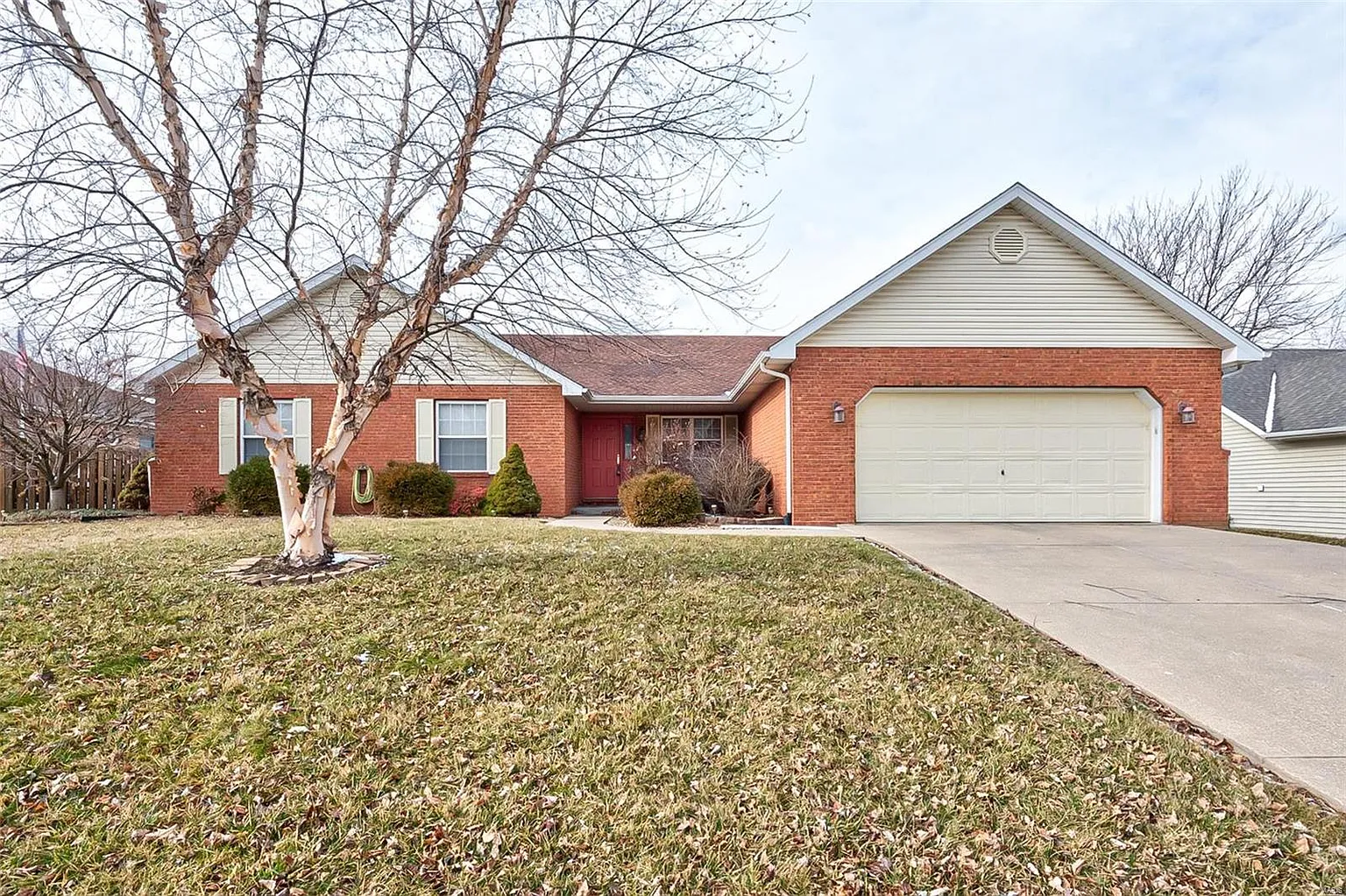 213 Bourdelais Dr photo 1