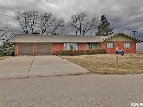 100 Atlantic St, Murdock, NE 68407