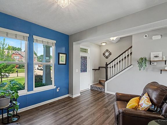 4th image of 9621 Averi Ct
