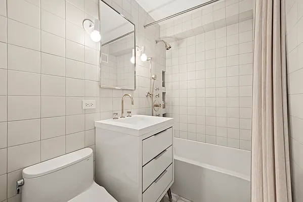 Sold by William Raveis Real Estate | media 21