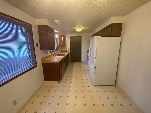 4th image of 10203 NW 22nd Ave