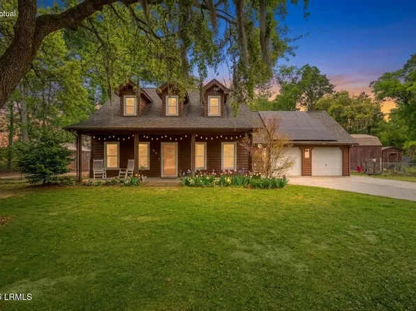 54 Brickyard Point Road S, Beaufort, SC 29907